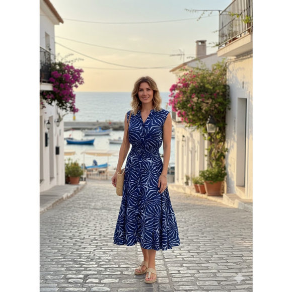 Chelsea & Theodore Dresses & Skirts - Chelsea & Theodore Blue White Shibori Midi Dress